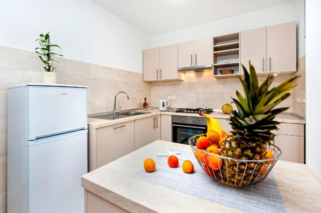 Aria Room And Apartmant Fuga روفينج المظهر الخارجي الصورة