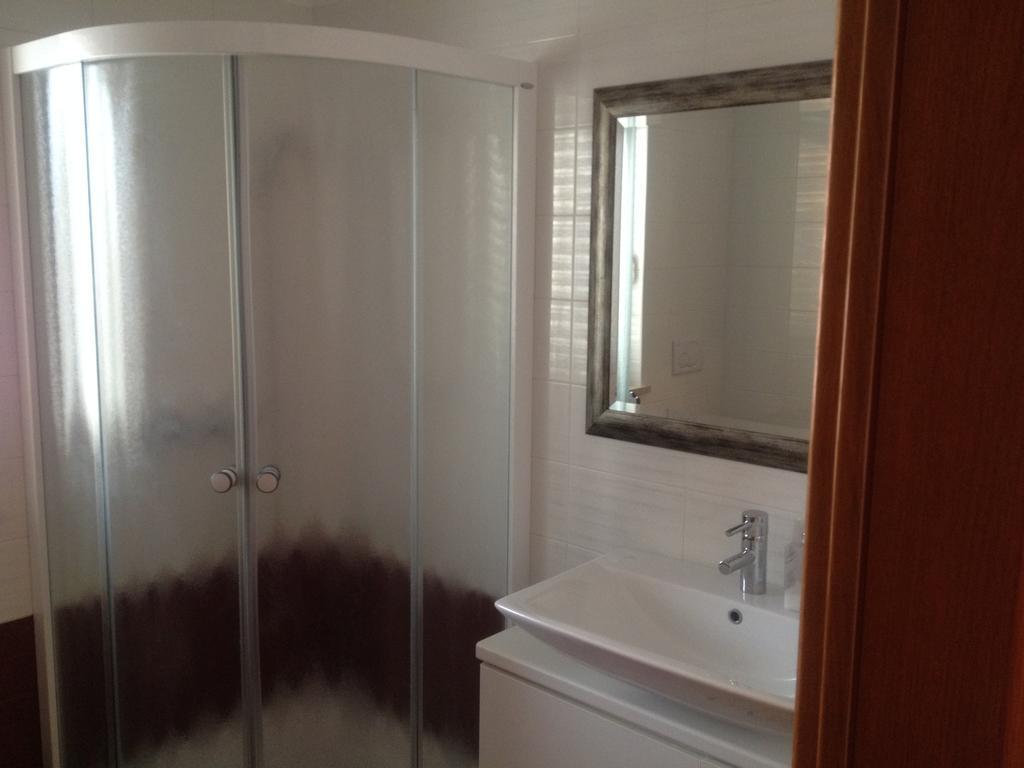 Aria Room And Apartmant Fuga روفينج المظهر الخارجي الصورة